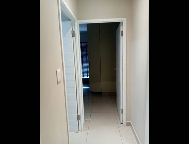 2 BEDROOM APARTMENT FOR SALE IN UMHLANGA RIDGE